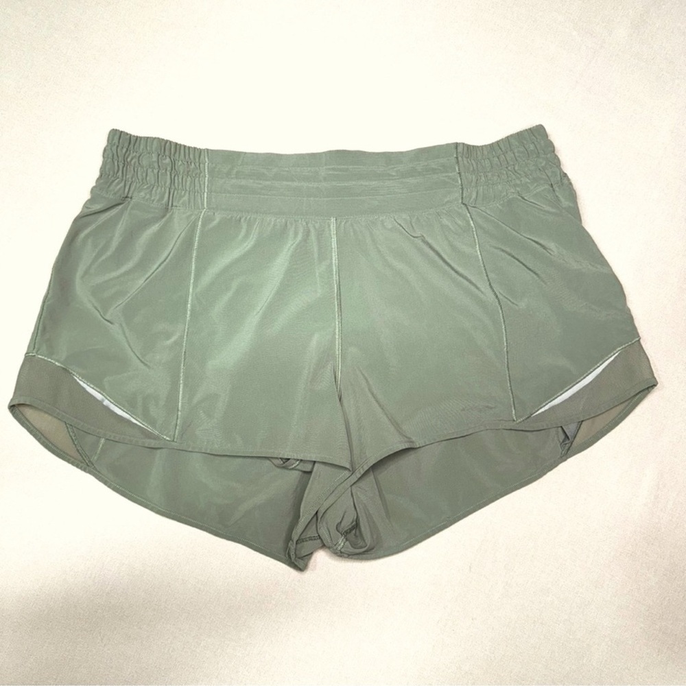 Lululemon Hotty Hot High Rise Athletic Shorts SeaMoss Green 12 - Picture 3 of 7